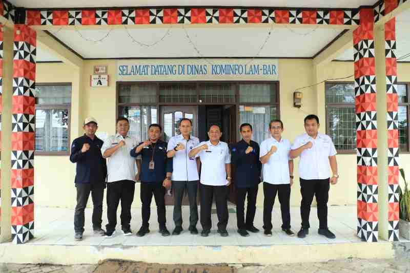 Diskominfo Lambar Menjadi Acuan Adaptasi Perkembangan Zaman Terhadap Pengelolaan Kerjasama Media Diskominfo Lambar Menjadi Acuan Adaptasi Perkembangan Zaman Terhadap Pengelolaan Kerjasama Media