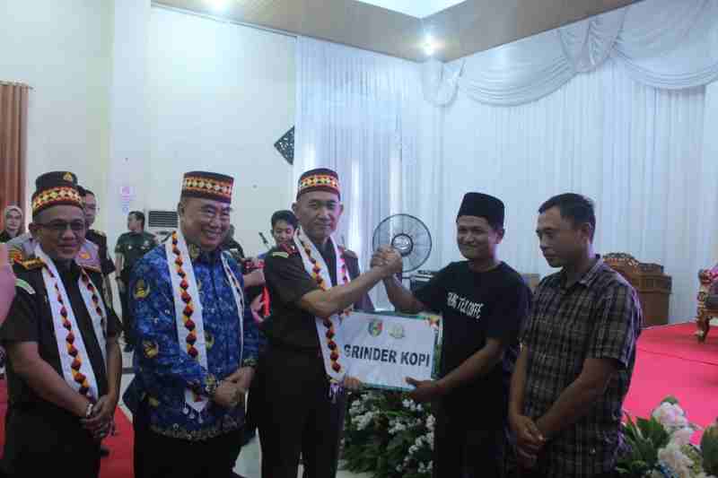 Kajati Lampung Kunker ke Tanggamus, Seminar UMKM, Serasehan Hukum Kopdes Merah Putih Kajati Lampung Kunker ke Tanggamus, Seminar UMKM, Serasehan Hukum Kopdes Merah Putih