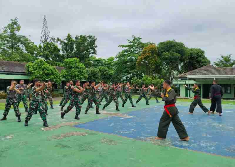 Prajurit Kodim 0424/Tanggamus Laksanakan Latihan PSM Untuk Tingkatkan Kemampuan Bela Diri Prajurit Kodim 0424/Tanggamus Laksanakan Latihan PSM Untuk Tingkatkan Kemampuan Bela Diri