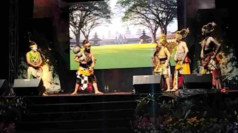 Mangayubagya HUT Penerbad Ke-66 Diwarnai Pagelaran Wayang Orang Ngesti Pandowo Mangayubagya HUT Penerbad Ke-66 Diwarnai Pagelaran Wayang Orang Ngesti Pandowo