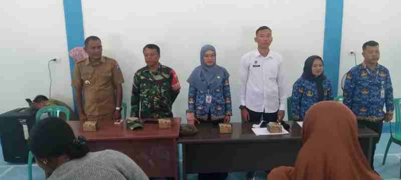 Ibu-ibu Desa Sidoreno Serbu Program Makanan Bergizi MBG, Ketua SPPG Way Panji Turun Langsung ke Lapangan Ibu-ibu Desa Sidoreno Serbu Program Makanan Bergizi MBG, Ketua SPPG Way Panji Turun Langsung ke Lapangan