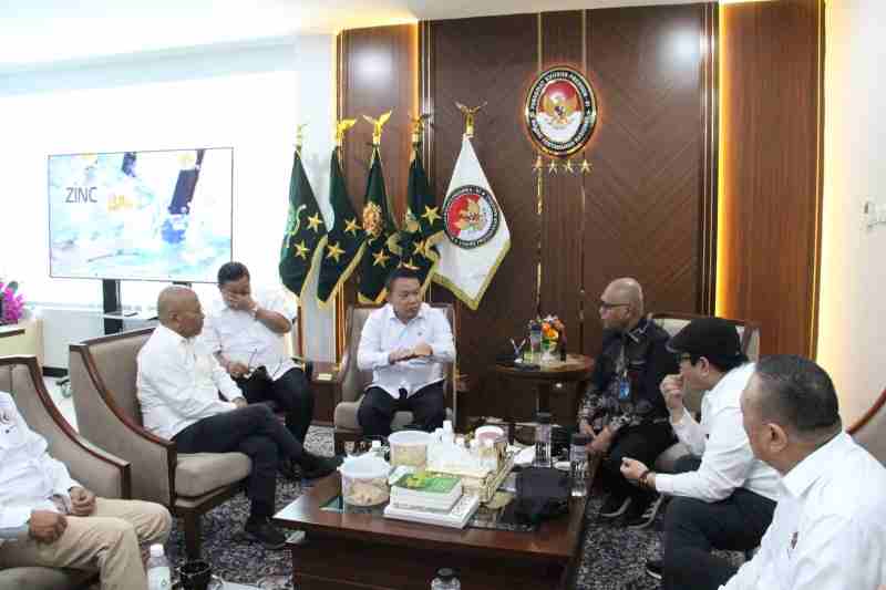 PWI dan Jenderal Dudung Abdurachman Perkuat Sinergi untuk Bela Negara dan Keutuhan Bangsa PWI dan Jenderal Dudung Abdurachman Perkuat Sinergi untuk Bela Negara dan Keutuhan Bangsa