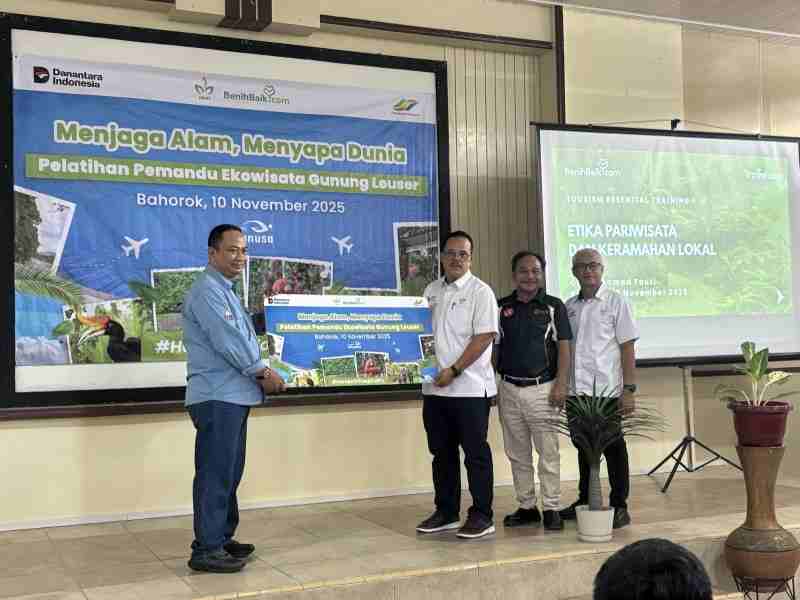 PTPN I Latih Pemandu Wisata Bukit Lawang, Taman Nasional Gunung Leuser PTPN I Latih Pemandu Wisata Bukit Lawang, Taman Nasional Gunung Leuser