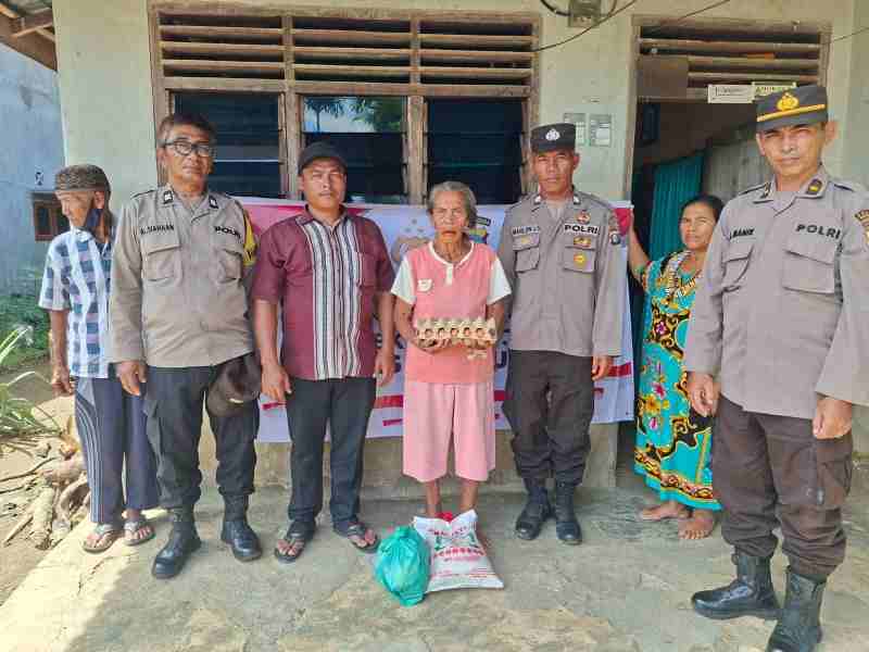 Bantuan Sembako Melalui Program Minggu Kasih, Wujud Kepedulian Polri kepada Masyarakat Bantuan Sembako Melalui Program Minggu Kasih, Wujud Kepedulian Polri kepada Masyarakat