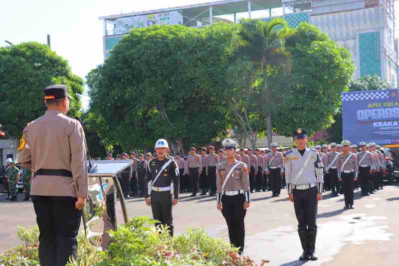 Kapolresta Bandar Lampung Pimpin Apel Gelar Pasukan Ops Zebra Krakatau 2025 Kapolresta Bandar Lampung Pimpin Apel Gelar Pasukan Ops Zebra Krakatau 2025