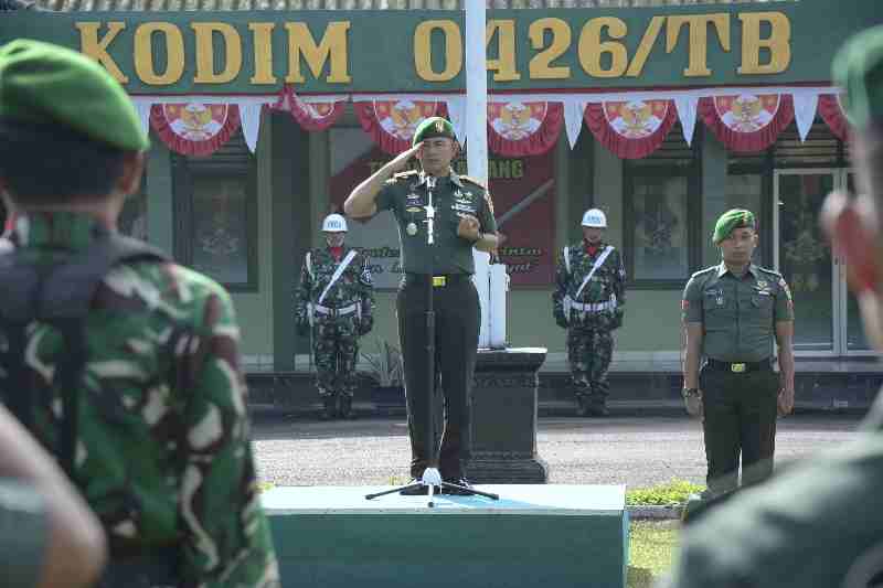 Letkol Syurya Dharma Dandim 0426 TB, Bacakan Amanat KASAD Tekanan Evaluasi dan Penguatan Satuan Letkol Syurya Dharma Dandim 0426 TB, Bacakan Amanat KASAD Tekanan Evaluasi dan Penguatan Satuan