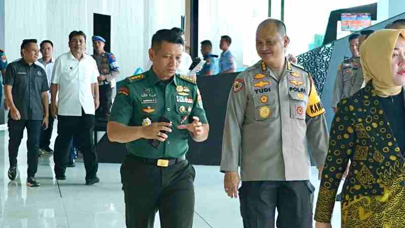 Kasrem 043/Gatam Tekankan Kolaborasi Lintas Sektor Demi Stabilitas Politik dan Keamanan Kasrem 043/Gatam Tekankan Kolaborasi Lintas Sektor Demi Stabilitas Politik dan Keamanan