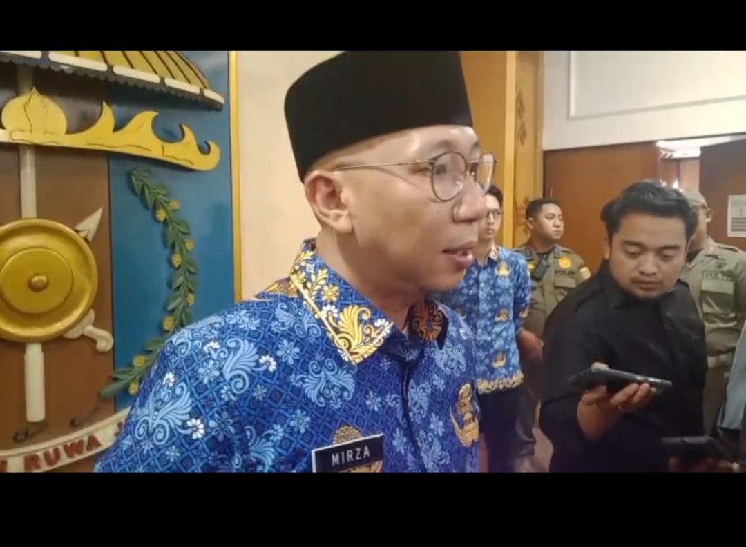 Pemprov Pertimbangkan Usul PKB, Terkait Kapal Penyeberangan Pemprov Pertimbangkan Usul PKB, Terkait Kapal Penyeberangan