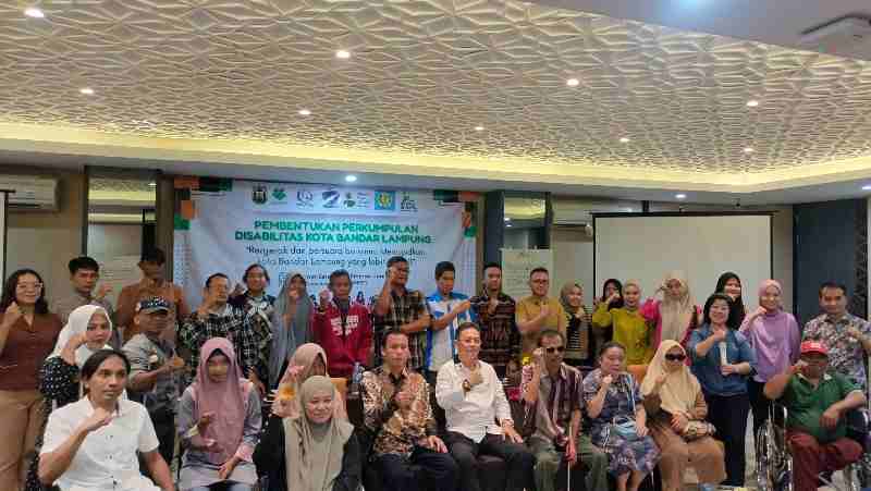 Ketua DPRD Bandar Lampung Barnas Yuniarta Akan Perjuangkan Hak-hak Disabiilitas Ketua DPRD Bandar Lampung Barnas Yuniarta Akan Perjuangkan Hak-hak Disabiilitas