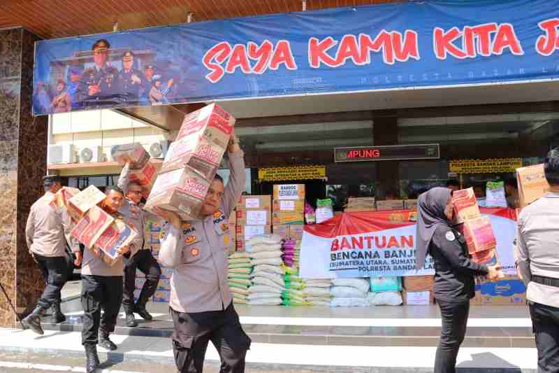 Peduli Banjir Sumatera, Polresta Bandar Lampung Kirim Bantuan Kemanusiaan untuk Korban Bencana Peduli Banjir Sumatera, Polresta Bandar Lampung Kirim Bantuan Kemanusiaan untuk Korban Bencana