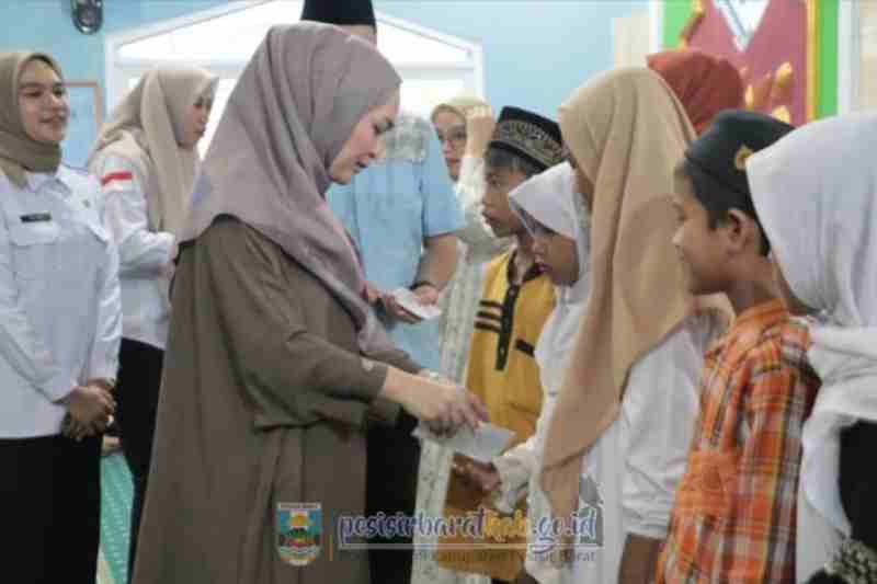 Ketua BKMT Pesibar Apresiasi Pengajian Rutin Ketua BKMT Pesibar Apresiasi Pengajian Rutin