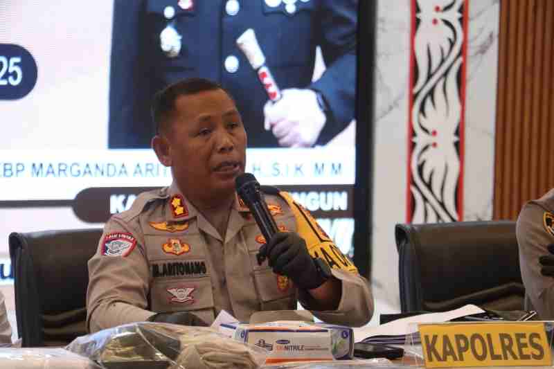 Tutup Tahun 2025 dengan Prestasi, Polres Simalungun Raih Predikat Zona Integritas Wilayah Bebas dari Korupsi Tutup Tahun 2025 dengan Prestasi, Polres Simalungun Raih Predikat Zona Integritas Wilayah Bebas dari Korupsi