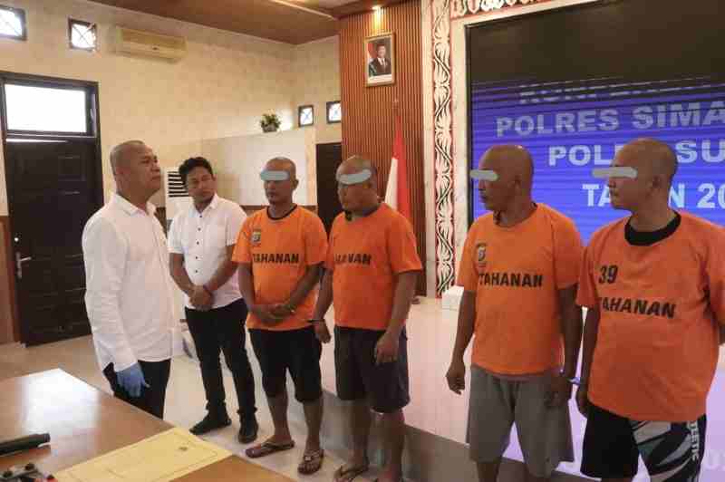 Kasat Reskrim Polres Simalungun: Bongkar Sindikat Pencuri Tabung Gas, 4 Pelaku Dibekuk di Medan Kasat Reskrim Polres Simalungun: Bongkar Sindikat Pencuri Tabung Gas, 4 Pelaku Dibekuk di Medan