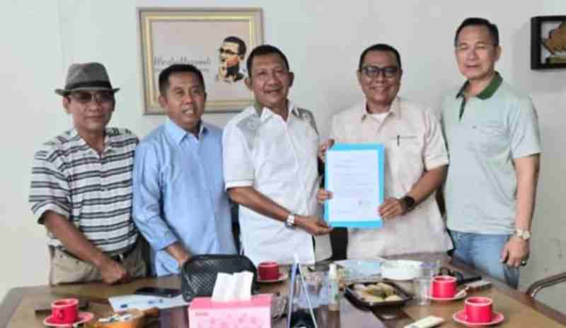 Mundur dari Ketua DK PWI Lampung, Iskandar akan Fokus Sebagai Wasekjen PWI Pusat Mundur dari Ketua DK PWI Lampung, Iskandar akan Fokus Sebagai Wasekjen PWI Pusat