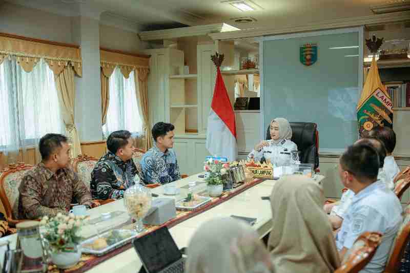 Wagub Jihan Terima Kunjungan PT Sucofindo, Bahas Kerja Sama di Bidang Pertanian dan Pelayanan Publik Wagub Jihan Terima Kunjungan PT Sucofindo, Bahas Kerja Sama di Bidang Pertanian dan Pelayanan Publik