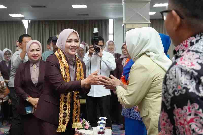 Ketua TP. PKK Provinsi Lampung Tekankan Sinergitas Organisasi Wanita Dukung Pembangunan Daerah Ketua TP. PKK Provinsi Lampung Tekankan Sinergitas Organisasi Wanita Dukung Pembangunan Daerah