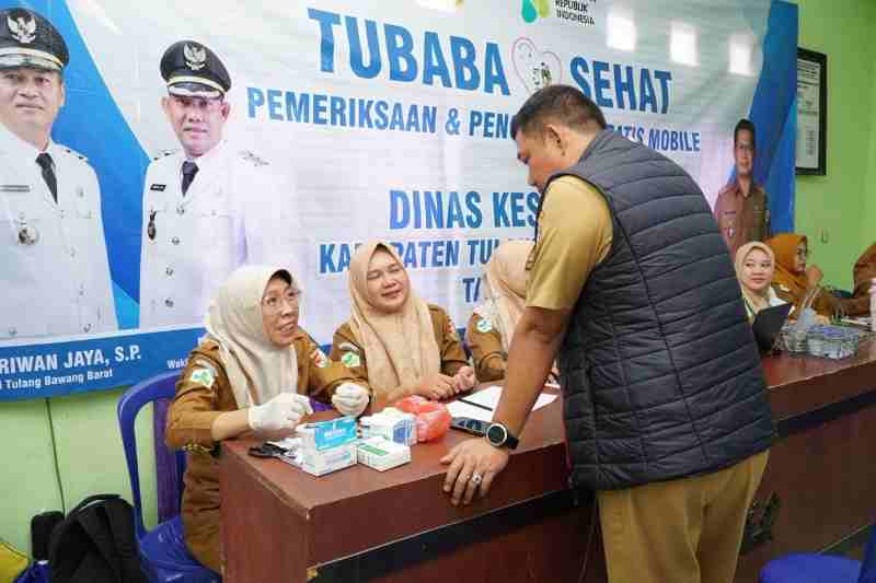 Tinjau TubabaQ Sehat di Candra Mukti, Bupati Novriwan Jaya: “Jangan Abai Terhadap Kesehatan” Tinjau TubabaQ Sehat di Candra Mukti, Bupati Novriwan Jaya: “Jangan Abai Terhadap Kesehatan”