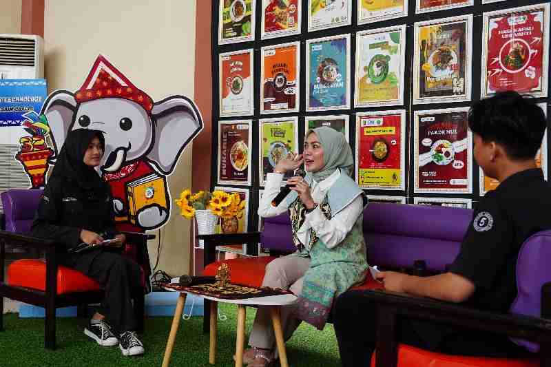 Sinergi Pendidikan dan Dunia Usaha, Dekranasda Lampung Kembangkan Talenta Siswa SMK Sinergi Pendidikan dan Dunia Usaha, Dekranasda Lampung Kembangkan Talenta Siswa SMK