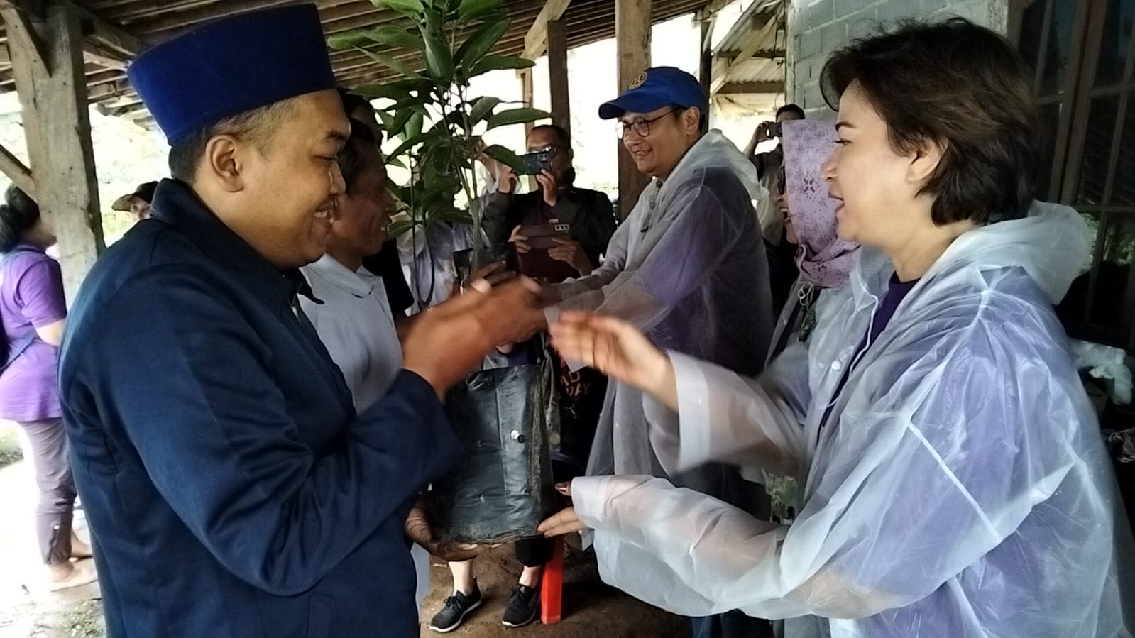 Dari Bumi Perkemahan hingga Hulu Ungaran, Rotary Menanam Harapan Hijau Dari Bumi Perkemahan hingga Hulu Ungaran, Rotary Menanam Harapan Hijau