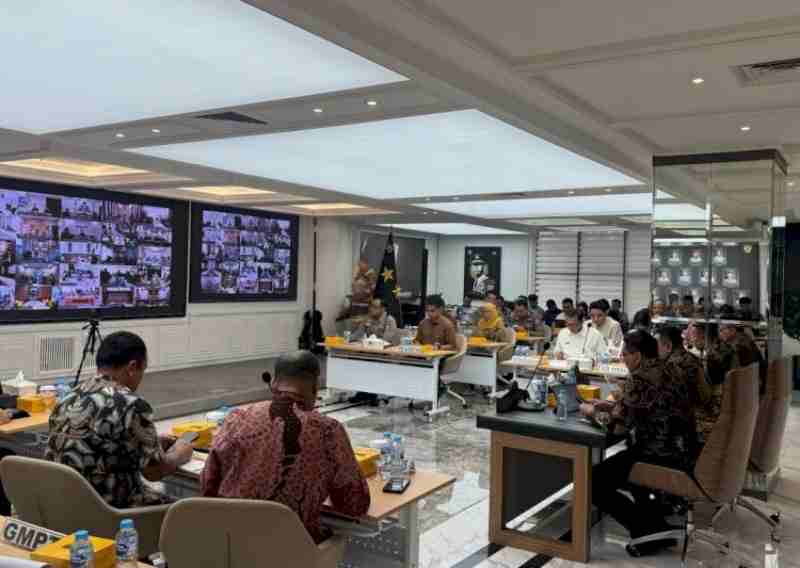 Putus Rantai Tengkulak, Polri Fasilitasi Permodalan KUR dan Penyerapan Bulog bagi Petani Jagung Putus Rantai Tengkulak, Polri Fasilitasi Permodalan KUR dan Penyerapan Bulog bagi Petani Jagung