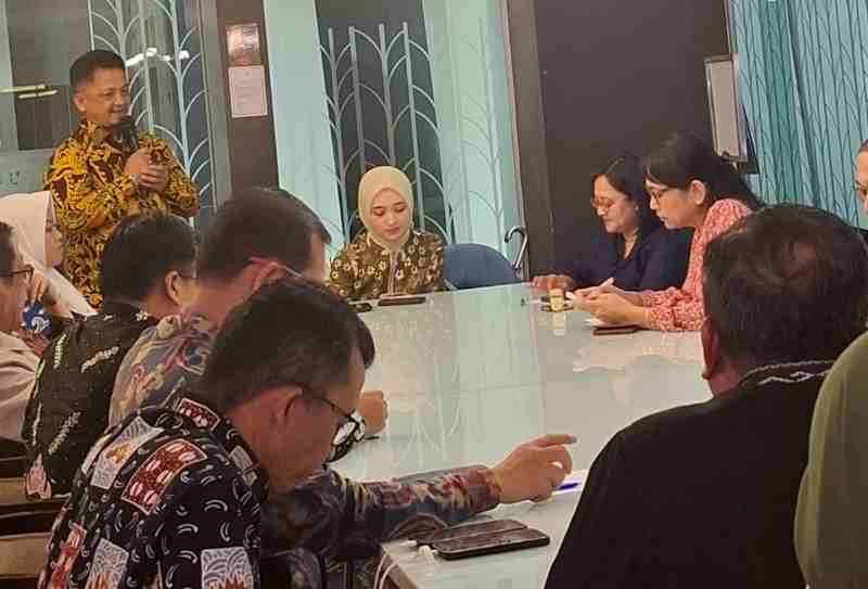 Pemprov Lampung Jajaki Kerja Sama Perdagangan, Pariwisata, dan Ketenagakerjaan dengan Malaysia Pemprov Lampung Jajaki Kerja Sama Perdagangan, Pariwisata, dan Ketenagakerjaan dengan Malaysia