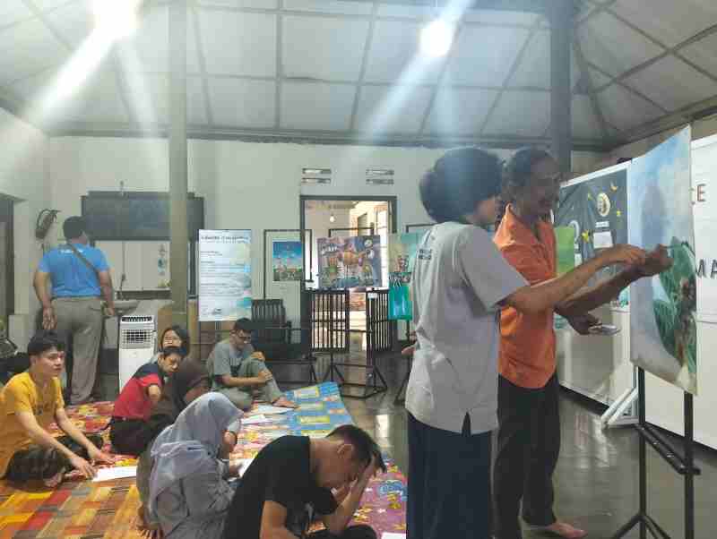 Sahabat Difabel Belajar Mural Bersama Giovanni Susanto di Markas AF Semarang Sahabat Difabel Belajar Mural Bersama Giovanni Susanto di Markas AF Semarang