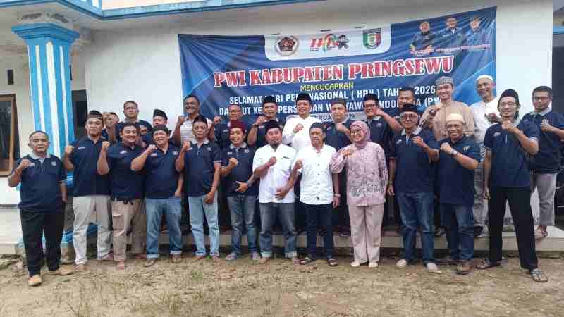 Bupati Riyanto Pamungkas Hadiri Bukber PWI Pringsewu Bupati Riyanto Pamungkas Hadiri Bukber PWI Pringsewu