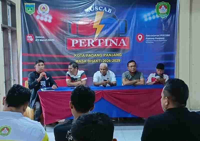 Alwi Efendi SH Jabat Ketua Umum Pertina Padang Panjang Periode 2026-2029 Alwi Efendi SH Jabat Ketua Umum Pertina Padang Panjang Periode 2026-2029