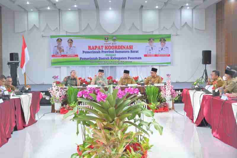 Perkuat Hilirisasi Pertanian, Bupati Welly Tegaskan Siap Bersinergi Pemprov Sumbar Perkuat Hilirisasi Pertanian, Bupati Welly Tegaskan Siap Bersinergi Pemprov Sumbar