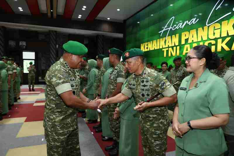 Resmi Jadi Jenderal Bintang Satu, Danrem 043/Gatam Kini Brigjen TNI Sumarlin Marzuki Resmi Jadi Jenderal Bintang Satu, Danrem 043/Gatam Kini Brigjen TNI Sumarlin Marzuki