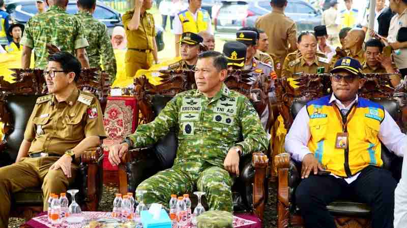 Pangdam XXI/RI Kunjungan Kerja ke UPI Way Rarem, Dukung Ketahanan Pangan dan Pembangunan Wilayah Pangdam XXI/RI Kunjungan Kerja ke UPI Way Rarem, Dukung Ketahanan Pangan dan Pembangunan Wilayah