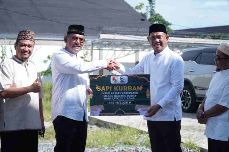 Pemkab Tubaba Gelar Sholat Idul Adha 1447H, Salurkan 463 Kambing dan 6 Sapi Kurban Pemkab Tubaba Gelar Sholat Idul Adha 1447H, Salurkan 463 Kambing dan 6 Sapi Kurban