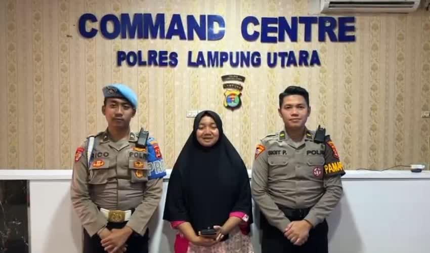 Polres Lampung Utara Respons Cepat Laporan Kehilangan HP Warga, Dengan Ketangkasan Berhasil Ditemukan Polres Lampung Utara Respons Cepat Laporan Kehilangan HP Warga, Dengan Ketangkasan Berhasil Ditemukan