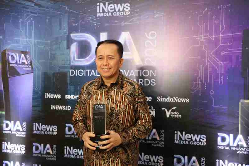Dirjen Keuangan Daerah Agus Fatoni Terima Penghargaan Digital Innovation Award 2026 Dirjen Keuangan Daerah Agus Fatoni Terima Penghargaan Digital Innovation Award 2026