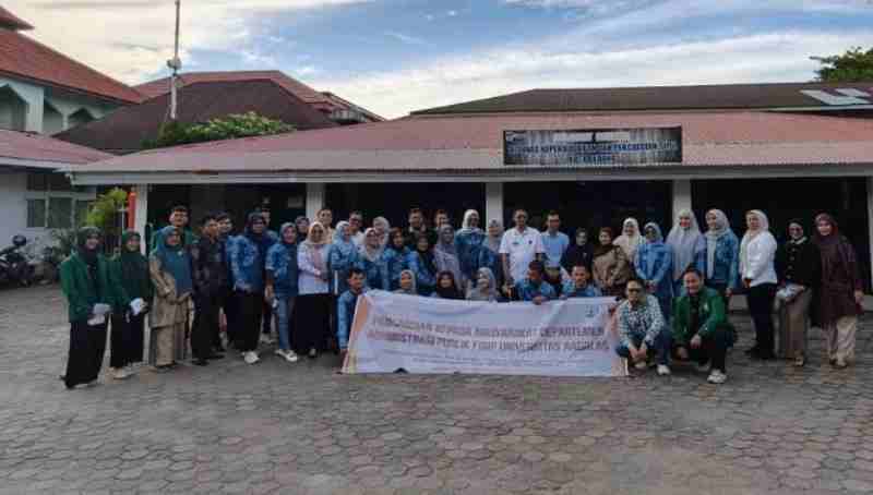 Dosen Administrasi Publik FISIP UNAND Gelar Pengabdian Masyarakat Di Dinas Kependudukan dan Pencatatan Sipil Kota Padang Dosen Administrasi Publik FISIP UNAND Gelar Pengabdian Masyarakat Di Dinas Kependudukan dan Pencatatan Sipil Kota Padang