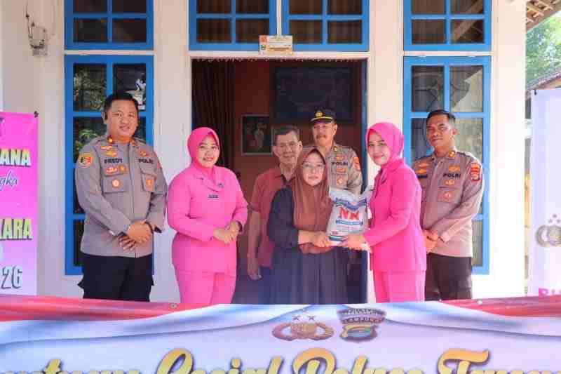 Kapolres Tanggamus Gelar Anjangsana ke Purnawirawan dan Warga Sakit Sambut Hari Bhayangkara ke-80 Kapolres Tanggamus Gelar Anjangsana ke Purnawirawan dan Warga Sakit Sambut Hari Bhayangkara ke-80