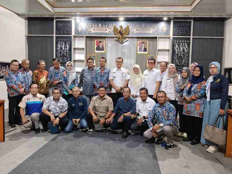 Sambut Ribuan Wartawan, PWI-Disparekraf Lampung Matangkan Persiapan HPN dan Porwanas 2027 Sambut Ribuan Wartawan, PWI-Disparekraf Lampung Matangkan Persiapan HPN dan Porwanas 2027