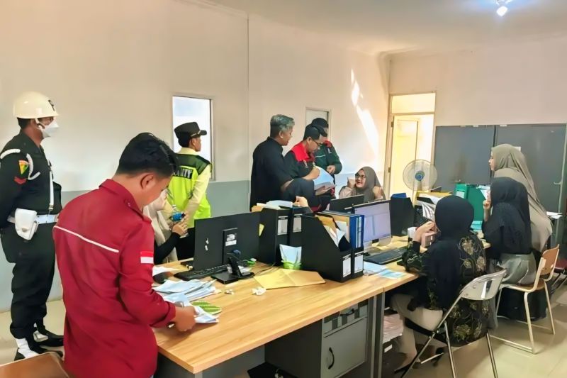 Kejari Muara Enim Geledah Kantor PT R6B terkait Dugaan Korupsi Sawit