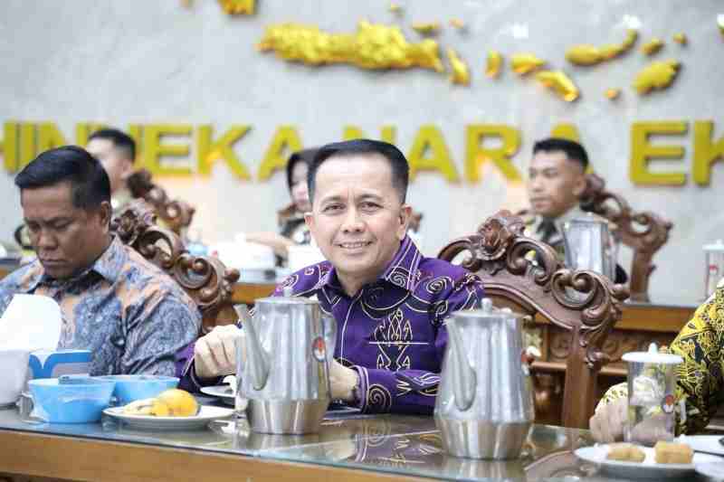 Dirjen Keuda Kemendagri Agus Fatoni Terpilih Secara Aklamasi Sebagai Ketua Umum DPN-IKAPTK Dirjen Keuda Kemendagri Agus Fatoni Terpilih Secara Aklamasi Sebagai Ketua Umum DPN-IKAPTK