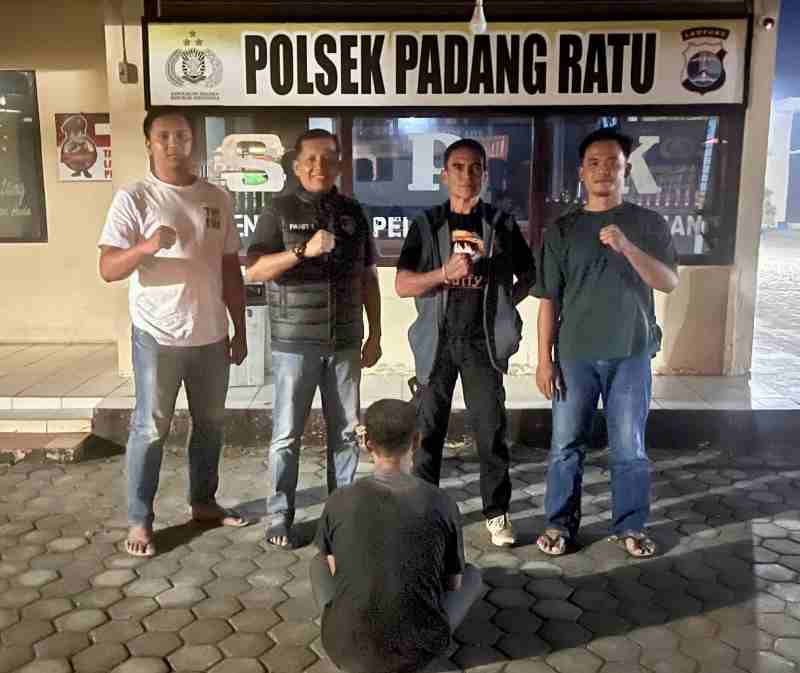BEJAT ! Sejak SD Hingga Lulus SMP, YS Gagahi alias Tiduri Putri Kandung Hingga Hamil BEJAT ! Sejak SD Hingga Lulus SMP, YS Gagahi alias Tiduri Putri Kandung Hingga Hamil