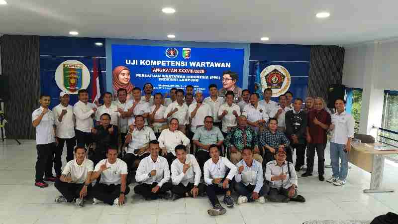 Tutup UKW, Ketua PWI Lampung Ajak Wartawan Sukseskan HPN dan PORWANAS 2027 Tutup UKW, Ketua PWI Lampung Ajak Wartawan Sukseskan HPN dan PORWANAS 2027