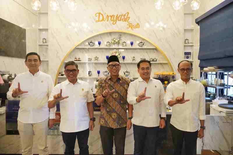 Abdul Rivai Ras Dorong Optimalisasi Aset PTPN I untuk Ciptakan Nilai Tambah Abdul Rivai Ras Dorong Optimalisasi Aset PTPN I untuk Ciptakan Nilai Tambah