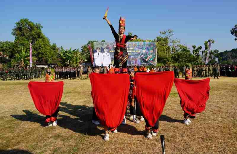 Tari Api Kayangan Bikin Pembukaan TMMD 129 Bojonegoro Spektakuler Tari Api Kayangan Bikin Pembukaan TMMD 129 Bojonegoro Spektakuler