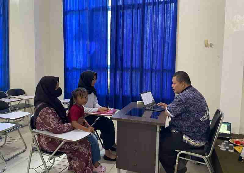 Penuh Harap Menjemput Mimpi, Ratusan Calon Mahasiswa Kampus Unggul IIB Darmajaya Ikuti Wawancara Beasiswa Didampingi Orang Tua