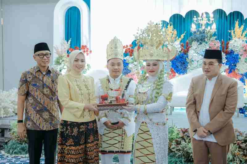 Nikah Massal Begawi Cinta Lampung 2026, Gubernur Mirza: Pentingnya Agama dan Dialog dalam Rumah Tangga