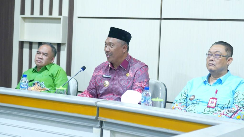 Plt. Bupati Lampung Tengah Pimpin Evaluasi Hasil Fasilitasi RKPD Tahun 2027